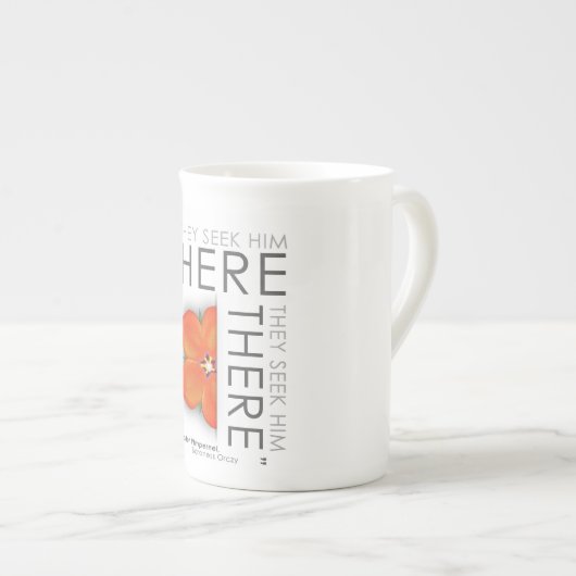 深紅Pimpernelの引用文-クラシックな本 ボーンチャイナマグカップ (正面右)