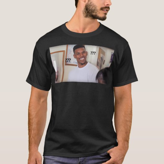 混乱したニック・ヤング Tシャツ (正面)