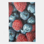 混合された果実の(ブルーベリーおよびラズベリー)デザイン キッチンタオル (縦)