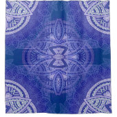 混合オランダ – 青の繰り返しパターンのマンダラ シャワーカーテン (正面)