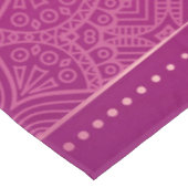混合ピンクの繰り返しパターンのマンダラ テーブルクロス (アングル)