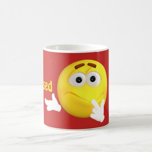 混同したEmojiの顔文字の漫画の顔 コーヒーマグカップ (中央)
