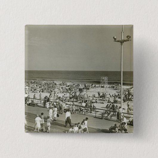 混雑させたビーチ 缶バッジ (正面)