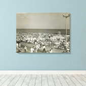 混雑したビーチ キャンバスプリント (インサイチュ (ウッドフロア))