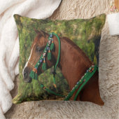 添え金が付いているアラビアの馬のHeadshot クッション (ブランケット)