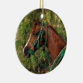 添え金が付いているアラビアの馬のHeadshot セラミックオーナメント (右)