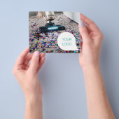 清掃サービスモダンシンプルパンフレットのチラシ チラシ (手)