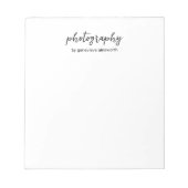 清潔なモノクロのモダンビジネス ノートパッド (正面)