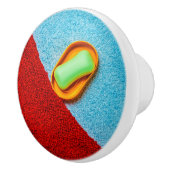 清潔感は信心深さに次ぐ セラミックノブ (右)