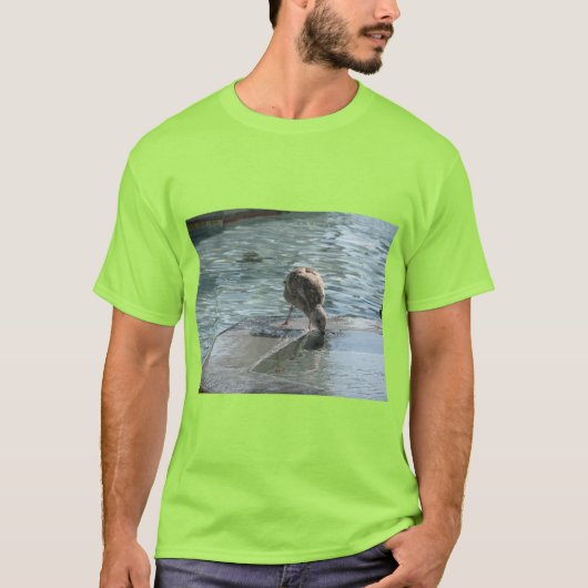 渇きの消す物 Tシャツ (正面)