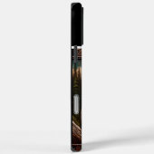 渓流に出るサーモンを見るクマ Case-Mate iPhoneケース (裏面 / 右)