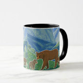 渓谷のクマの家族 マグカップ (正面右)