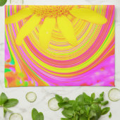 渦巻き上の黄色のひまわりサイケデリック花 キッチンタオル (折り畳み)