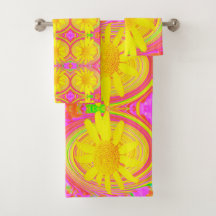 渦巻き上の黄色のひまわりサイケデリック花