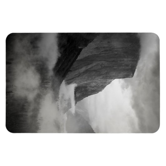 渦巻く霧を持つエルキャピタン マグネット (横)