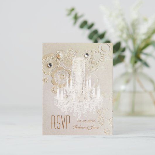 渦巻エレガントきシャンデリアのヴィンテージ結婚式rsvp インビテーションポストカード (スタンド正面)