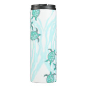 渦巻形のの水彩画のティール(緑がかった色)のウミガメは縞で飾ります タンブラー (裏面)