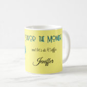 渦巻芸術的き模様の青コーヒーカップ コーヒーマグカップ (正面右)