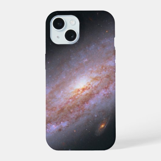 渦巻銀河NGC 3972 iPhone 15ケース (裏面)
