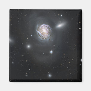 渦状銀河NGC 4911 マグネット
