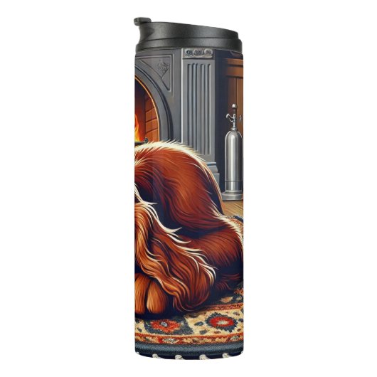 温かい暖炉のそばで眠るアイリッシュセッターの子犬 タンブラー (回転右)