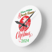 温かい願い&サンディキス – クリスマス2024 ラウンド壁時計 (傾斜)