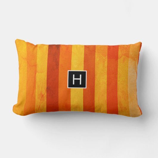 温風化オレンジ赤いモノグラム ランバークッション (正面)