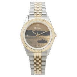 港のボートのシーンの午後遅くに茶色のトーン 腕時計