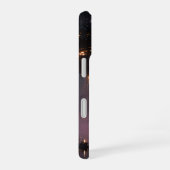 港の上に浮かぶ未来都市の塔 iPhone 16ケース (右側面)