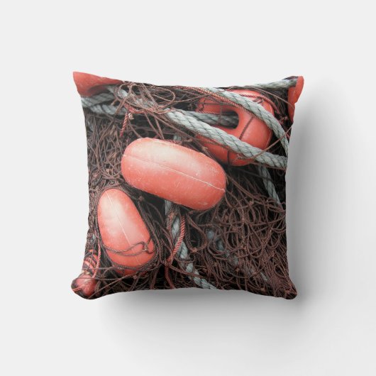 港の漁網、浮遊物およびロープ クッション (正面)