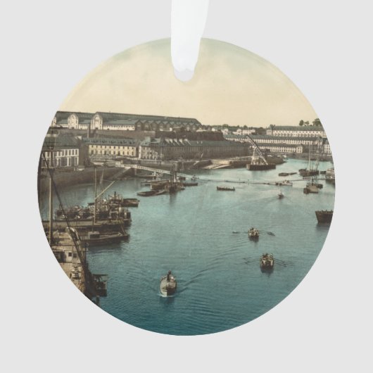 港Militaire II、ブレスト、フランス オーナメント (正面)