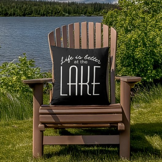 湖での生活はもっと素敵 黒白 シックな名言 アウトドアクッション