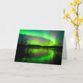 湖で映るNorthern Lights カード (黄色い花)