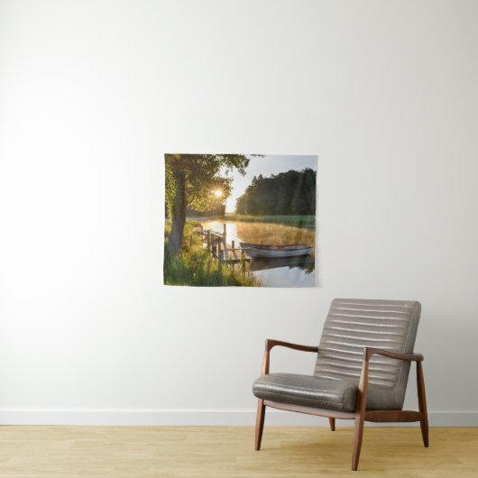 湖で繋ぎ止められるボート タペストリー (インサイチュ(横))