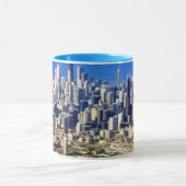 湖と都心のシカゴの空中写真 マグカップ (中央)