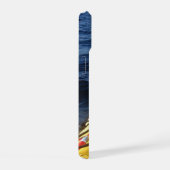 湖にカヤック iPhone 15ケース (右側面)