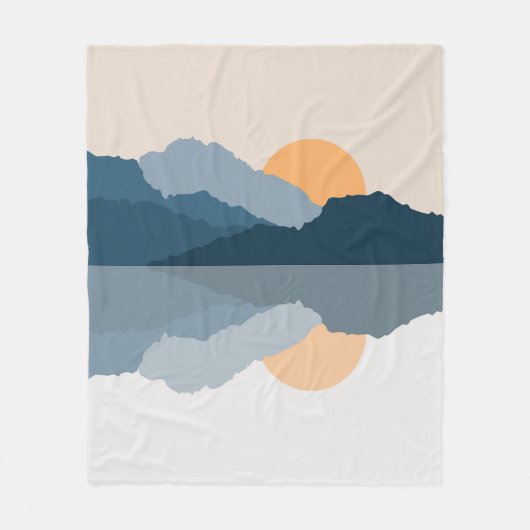 湖に映る青い山 フリースブランケット (正面)