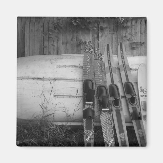 湖に最適なボートやスキーテーママグネット マグネット (正面)