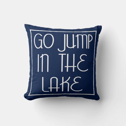 湖に飛び込む クッション (正面)