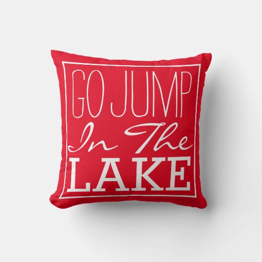 湖に飛び込む クッション (正面)