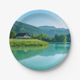 「湖のそばで食事 – 自然インスパイア- ペーパープレート