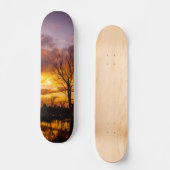 湖のそばの夕日 スケートボード (正面)