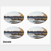 湖のそばの水上飛行機 楕円形シール (シート)