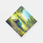 湖のそばの美しい森の中のテント スタンダードランチョンナプキン (角)