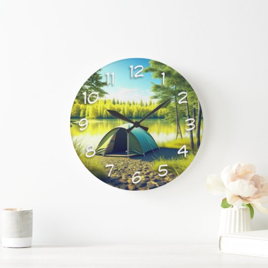 湖のそばの美しい森の中のテント ラージ壁時計 (ホーム)
