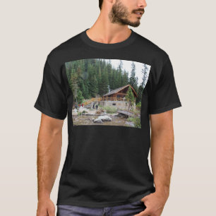 湖のアグネスの喫茶店 Tシャツ