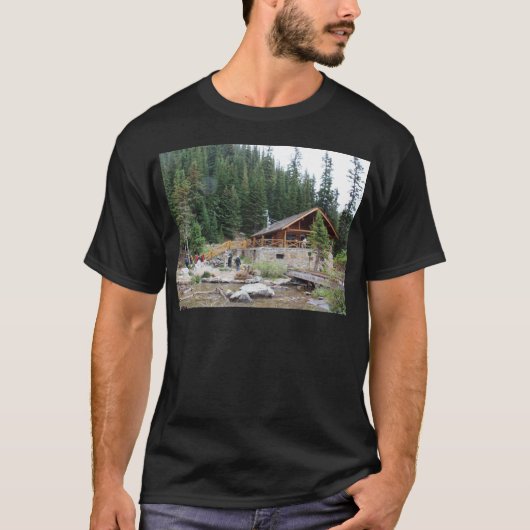 湖のアグネスの喫茶店 Tシャツ (正面)