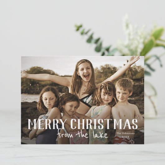 湖のロケーションからのクリスマスカード フォト カード (スタンド正面)