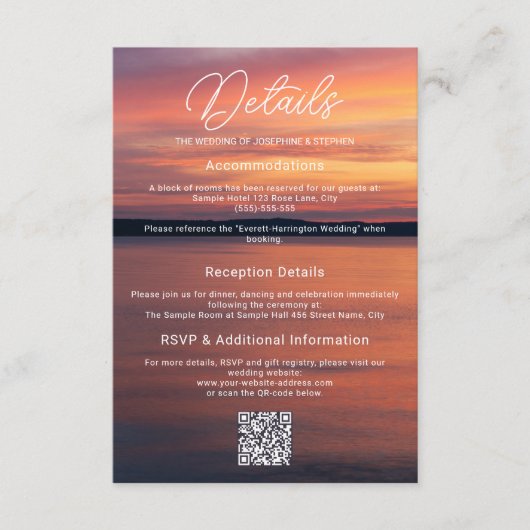 湖の写真の上にオレンジと紫の結婚夕日 エンクロージャーカード (正面)