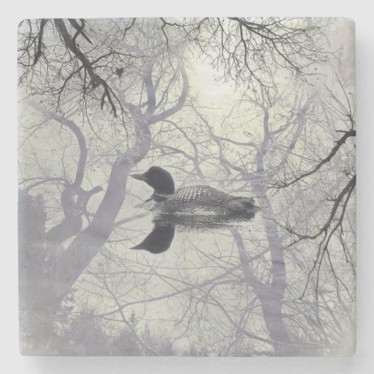 湖の大理石コースターの上の黒と白のルーン ストーンコースター (正面)